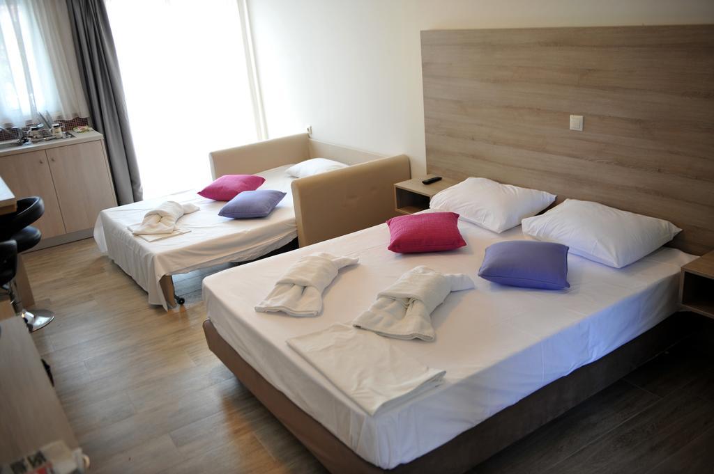 Aggelos Apartments & Deluxe Studios Nydri  Room photo