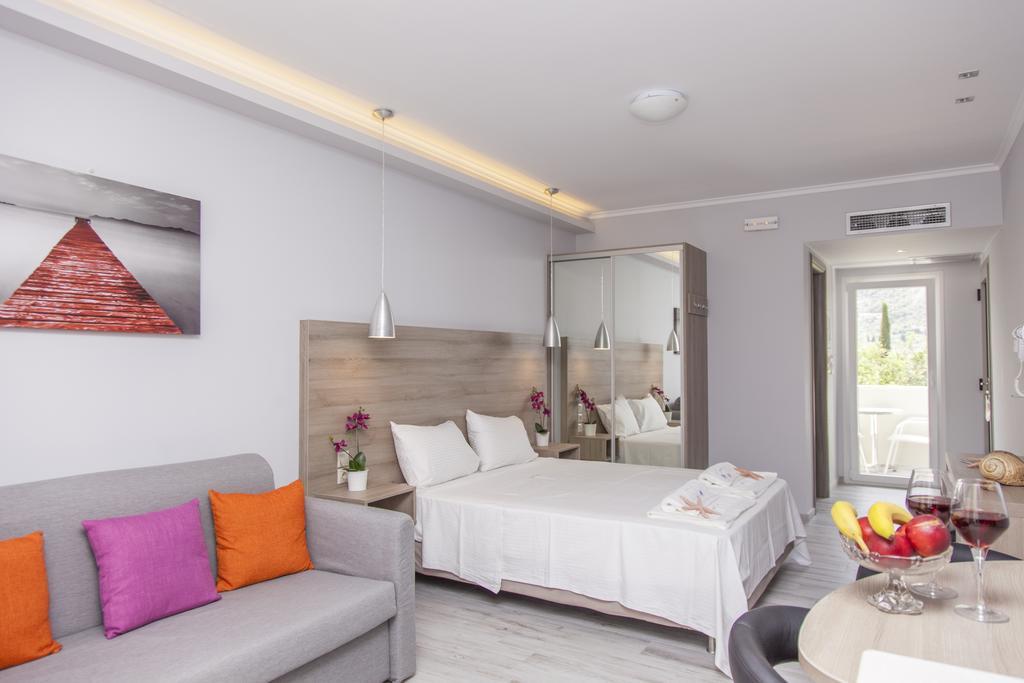 Aggelos Apartments & Deluxe Studios Nydri  Room photo